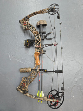 MATHEWS Z7 Extreme 29.5 IN. RH  65# Hunting Bow Used